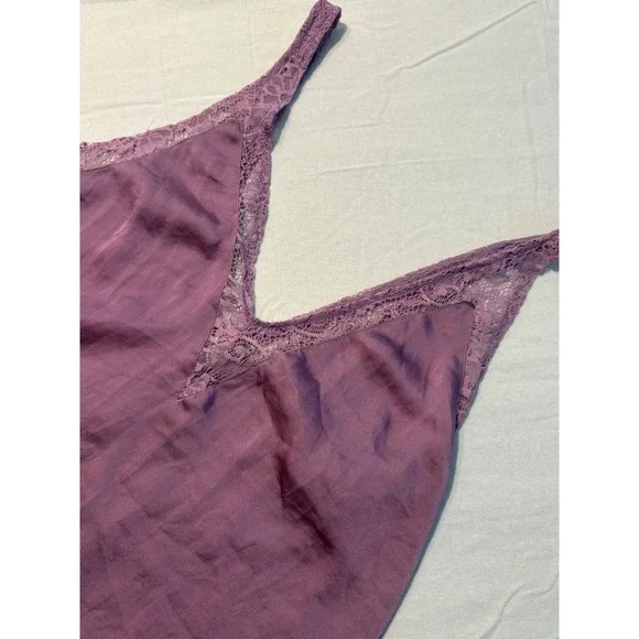 NWT Free People Hydrangea Lace Satin V-Neck Camisole Top Purple OB809904 Women M - Picture 9 of 10